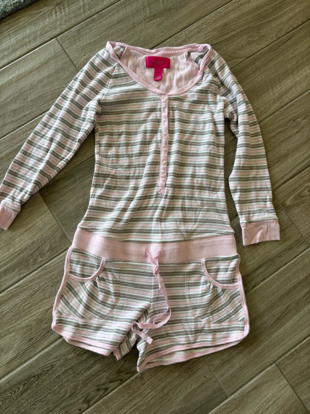 VINTAGE victoria secret sleep romper